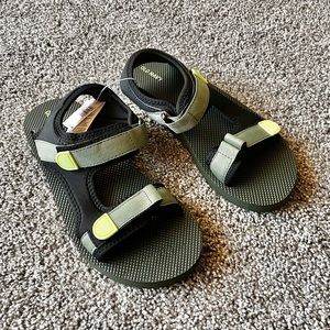 Old Navy Sandals (NWT)
